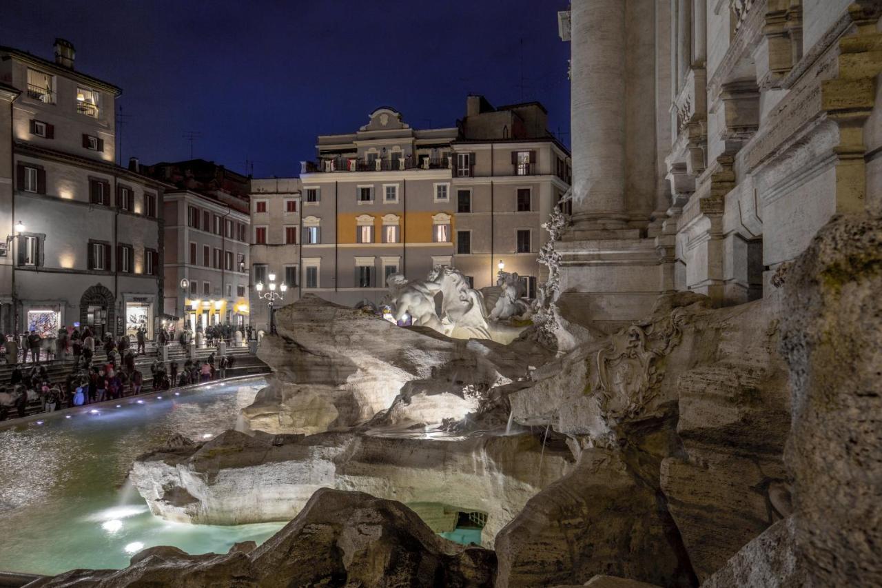 Trevi Ab Aeterno - Amazing View Of The Trevi Fountain Apartman Róma Kültér fotó